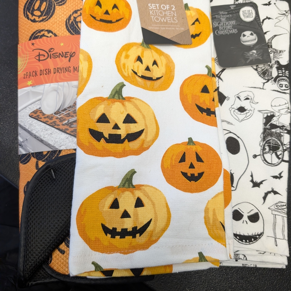 🧡Disney Halloween Pumpkin Kitchen Towels - Orange and White BUNDLE